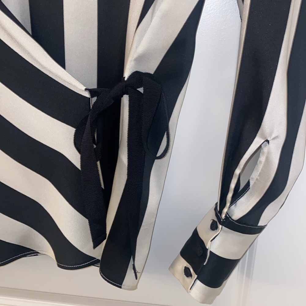 Topshop Blouse - Picture 2 of 6
